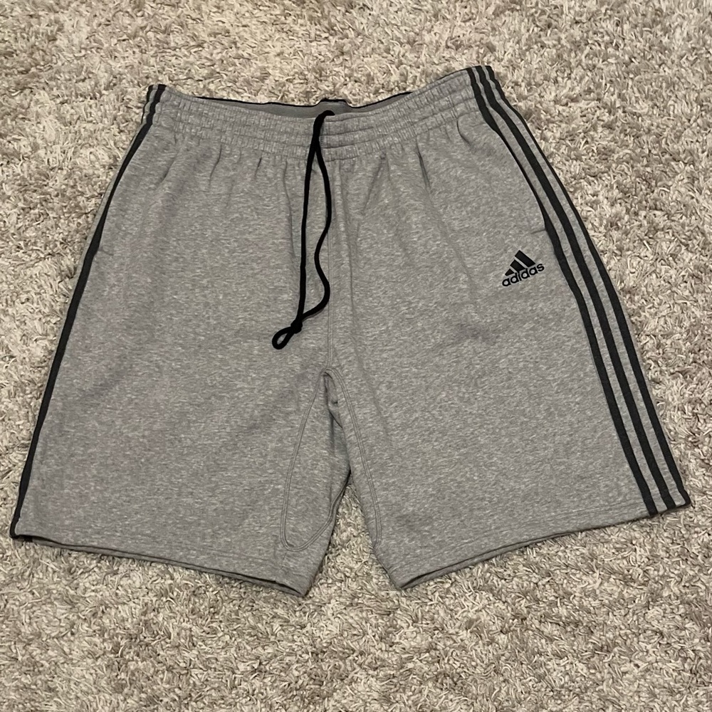 ADIDAS Essentials Fleece Shorts 2XL NEW!